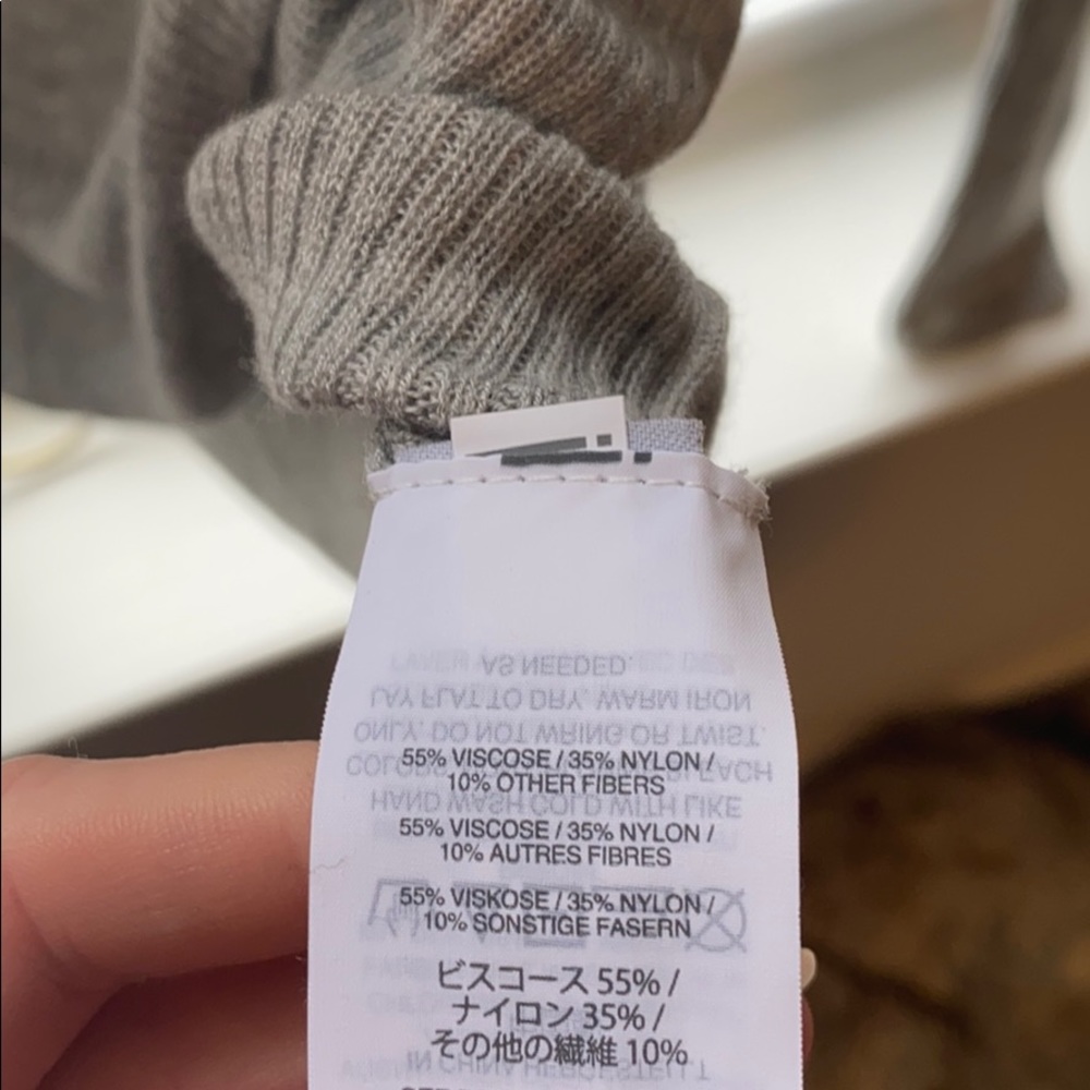 Madewell Ruffle Shoulder Sweater - Picture 5 of 6